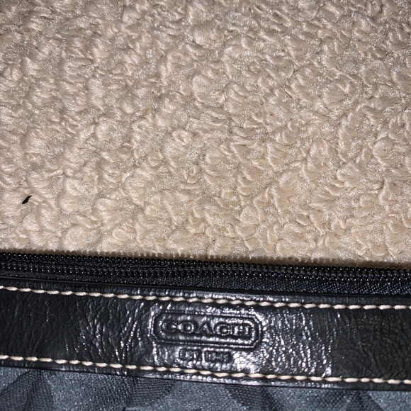 black coach wristlet - Picture 3 of 4